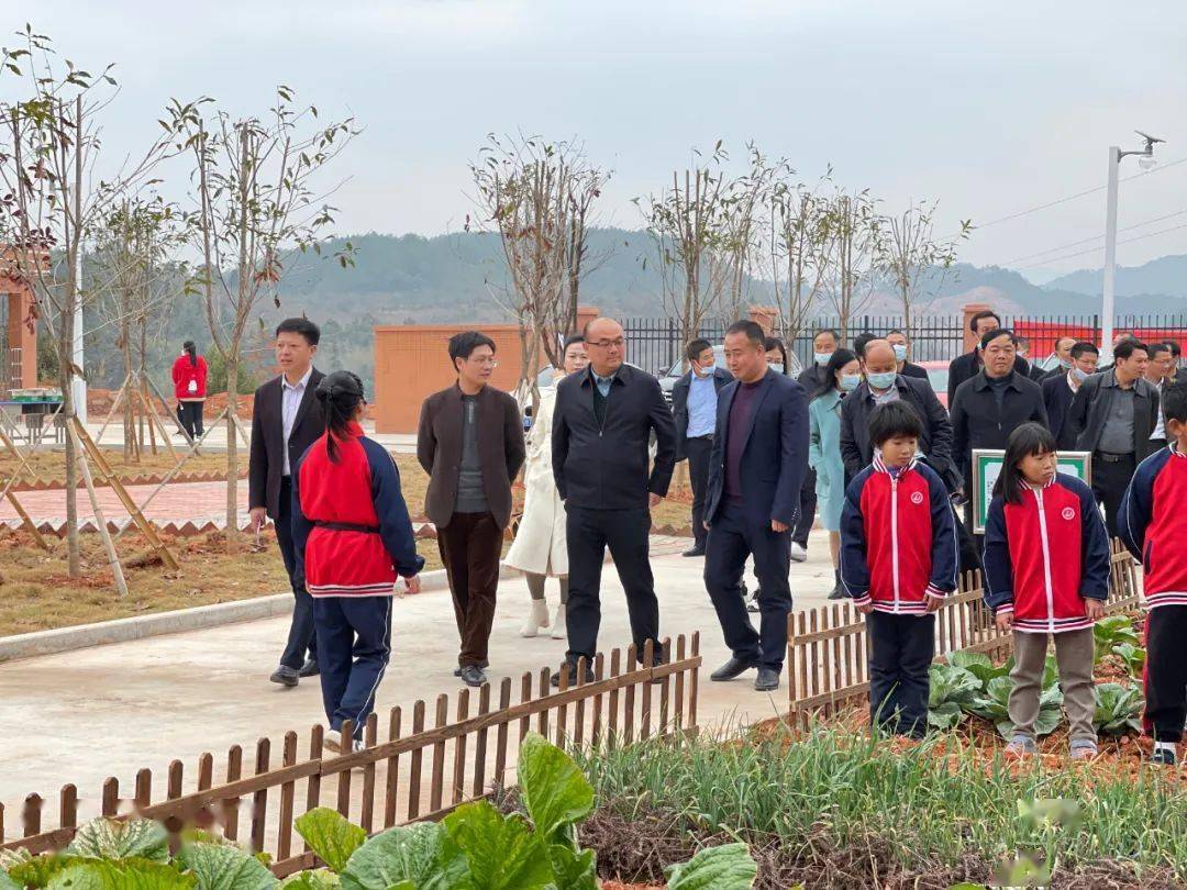 石城县召开中小学双减背景下教育教学工作现场会