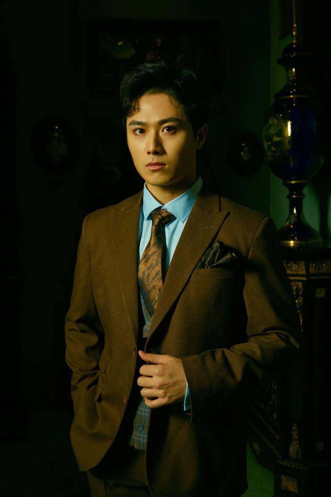 徐步超任洪乐毛寅东拼凑一本小说的碎片文字之中,让灵魂沉浸the