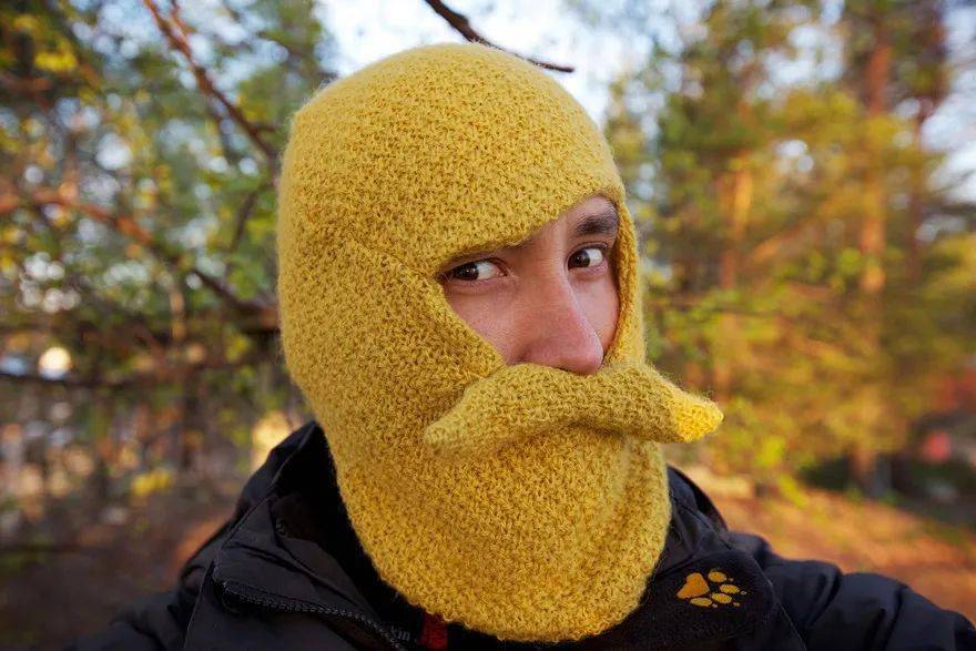 ⑧rire aux larmes:"larme"指"眼泪",这个词形容"笑出眼泪".