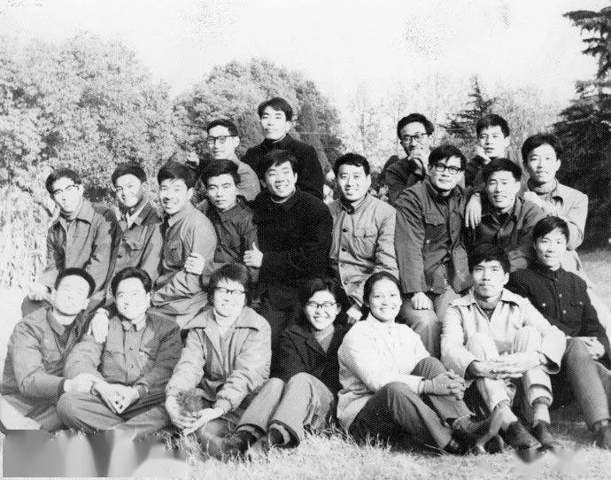 中国的时代精英：77-78级大学生_手机搜狐网