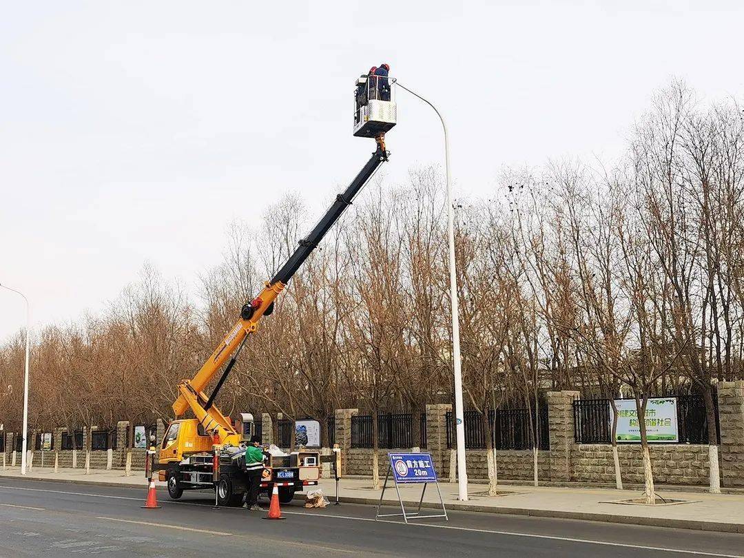 金川区路灯升级改造:亮了城市 暖了民心_节能_管理_智慧