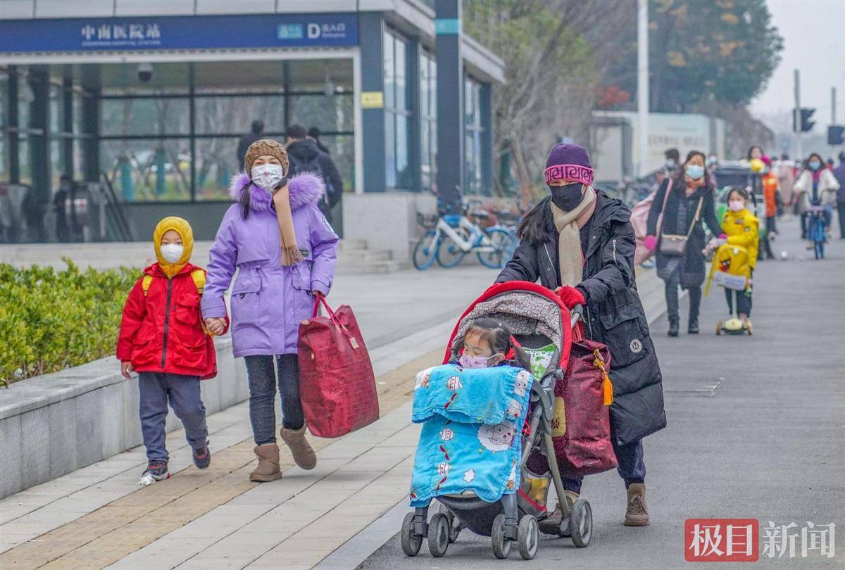 国际|记者调查发现：幼儿园更名后课程有变化，武汉部分幼儿园仍使用“国际”“双语”名称