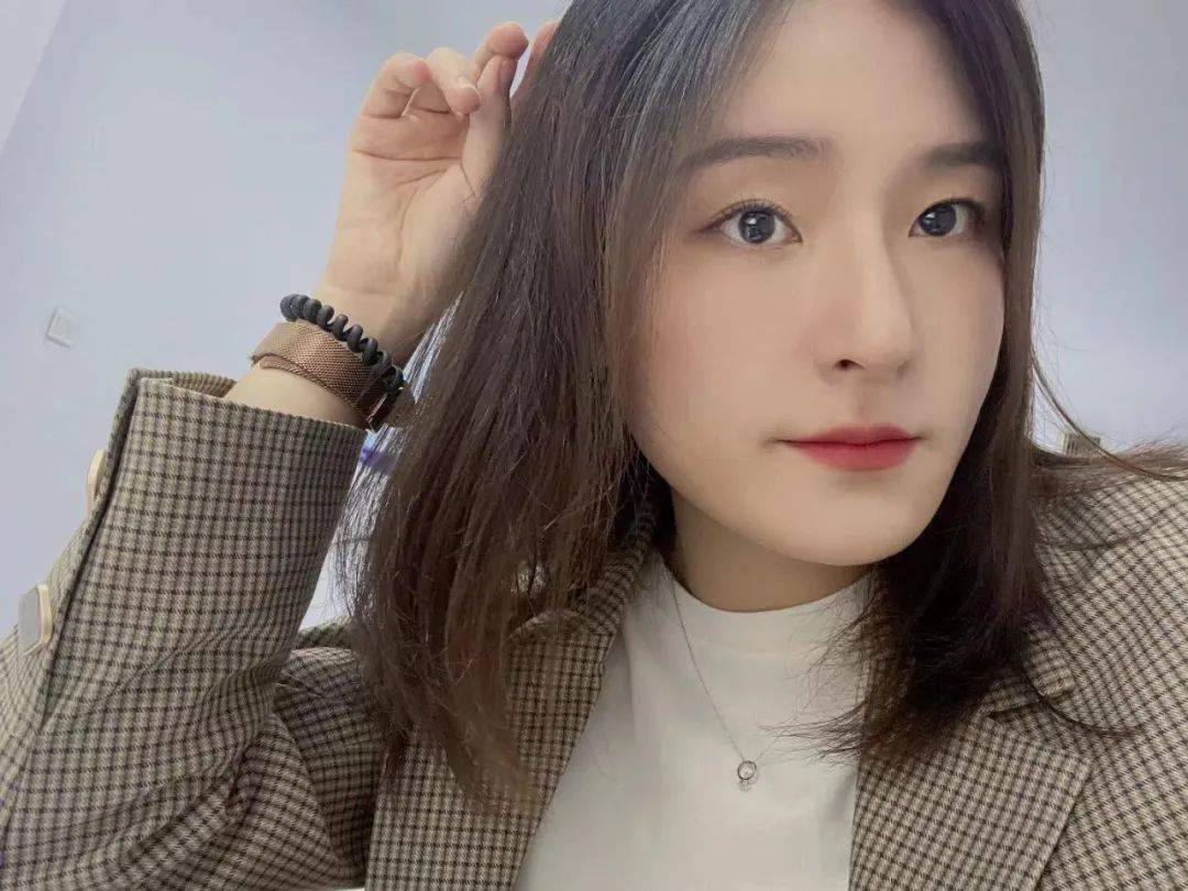 新绛县公安局刑警大队情报中队民警 王博涵民警语录:立鸿鹄志,做奋斗