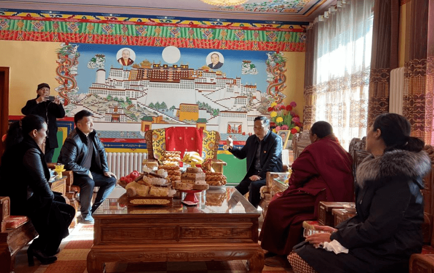 扎西旺加市长带队开展节前走访慰问活动