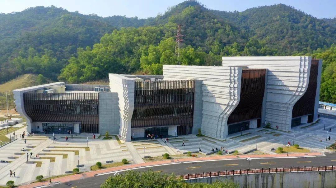 新博物馆图书馆航空科普馆如今的恩平有颜值有内涵