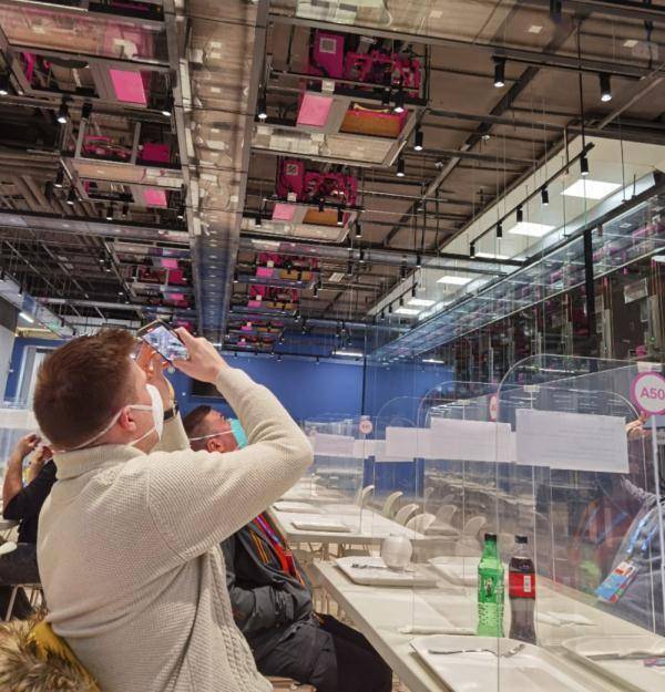 走近冬奥|冬奥手记：机器人“大厨”上岗