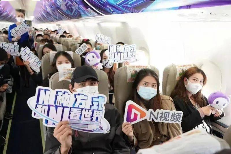 今天，广州白云机场亮了！