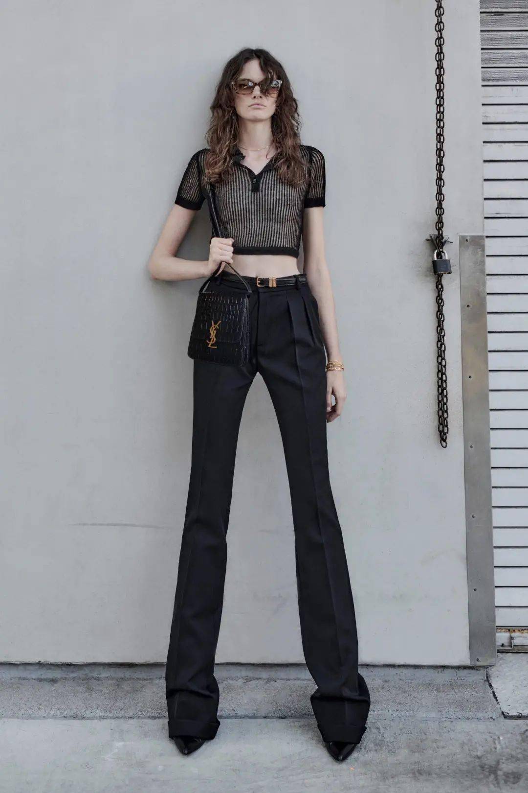 时装秀秀场 | Saint Laurent Resort 2022 时装秀