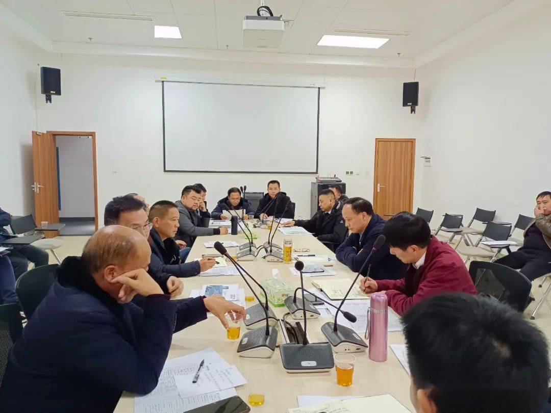 [今日头条]江方敏调度合兴顺湖城实验小学项目建设