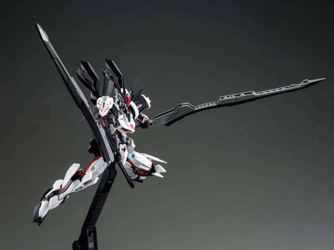 一把大剑多种形态hg君王异端Ω正式公布