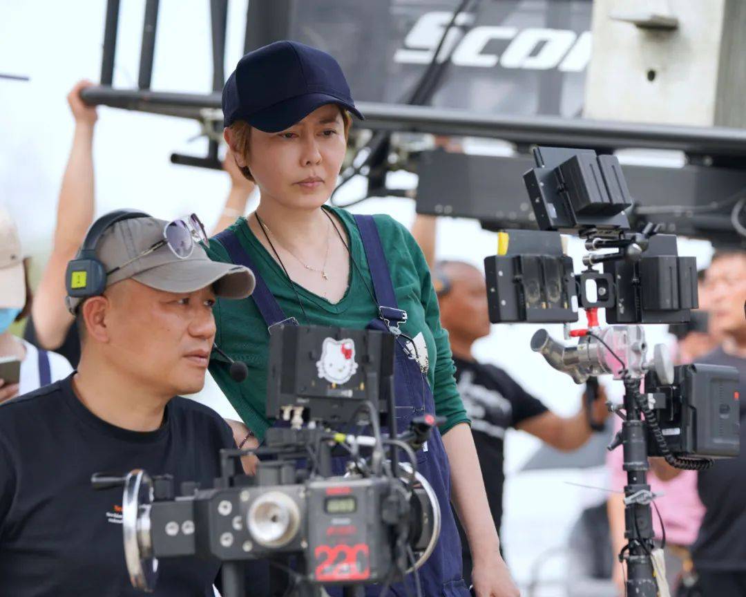 寒冬|为时代和人民画像:抗疫电影新坐标