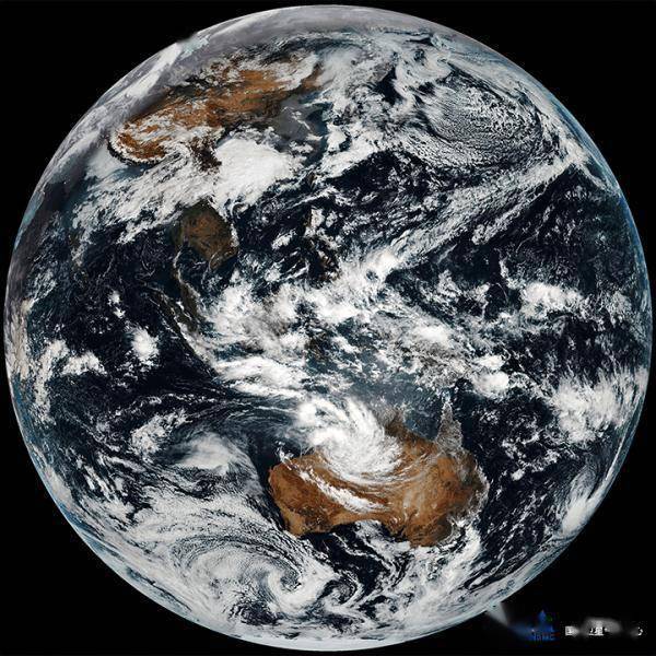 风云气象卫星看汤加火山喷发：好像地球打了个嗝