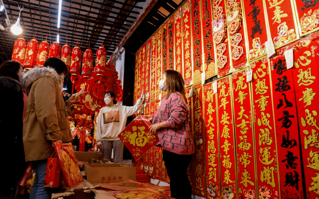 年货市场"热"起来_市民_乌兰察布_饰品