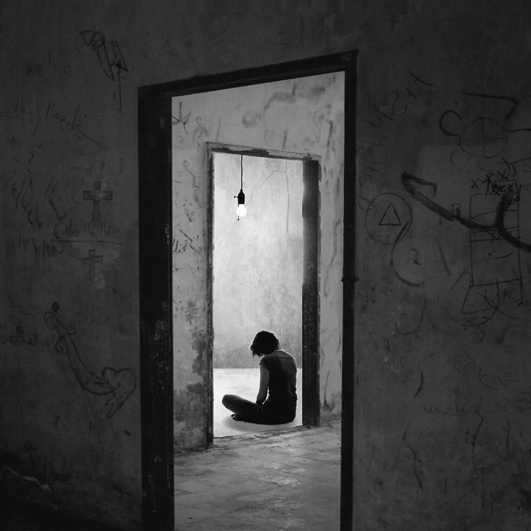 亲爱的老公女诗人的情诗