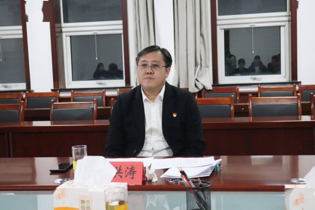 管洪涛同志到东阁街道走访调研