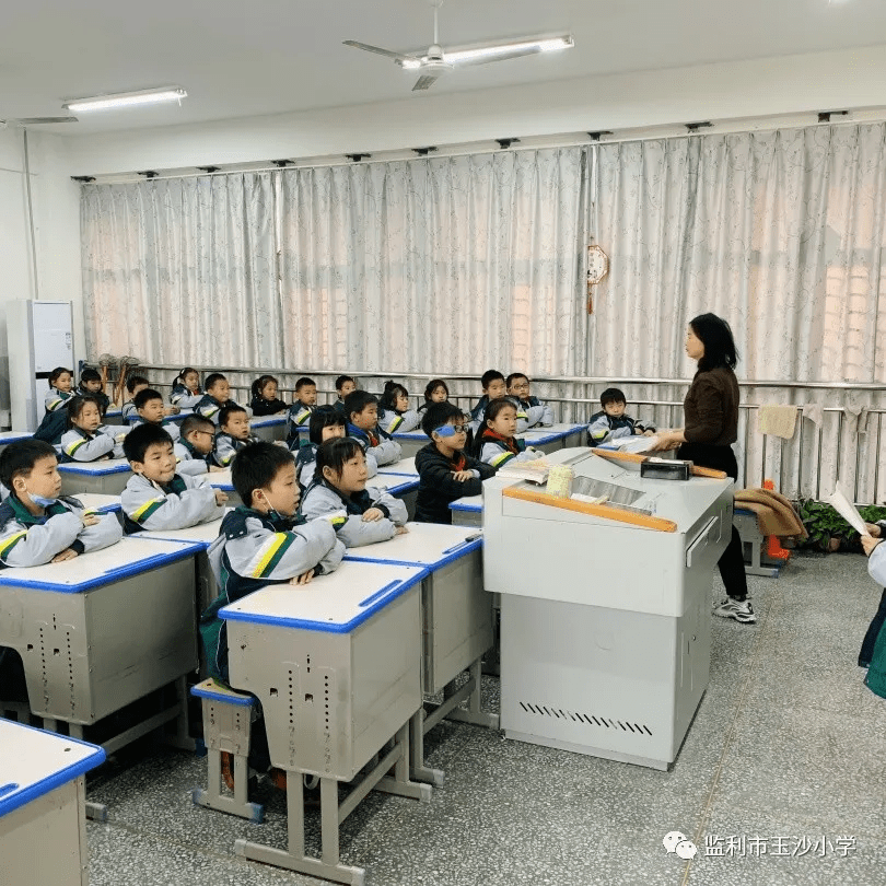 红心向党追梦成长2021年监利市玉沙小学少先队工作回顾