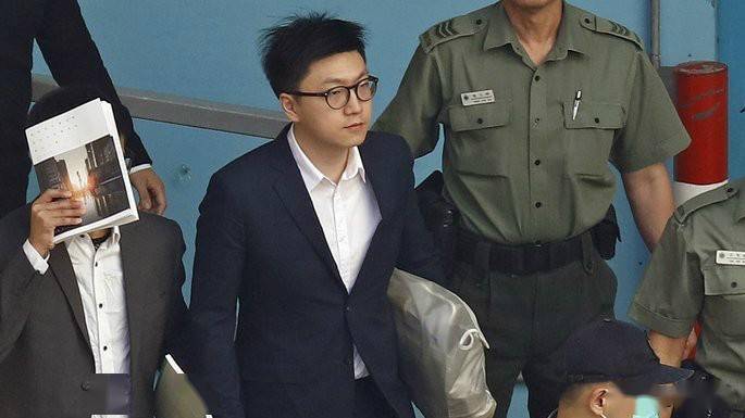 梁天琦今日凌晨离开香港石壁监狱,facebook发文称谢绝采访_家人_时前_