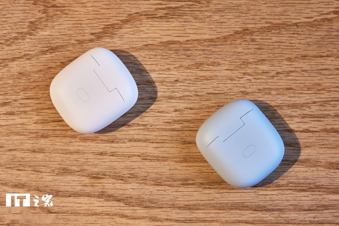 【IT之家开箱】努比亚新音C1真无线耳机图赏：清新雅致，小巧够用