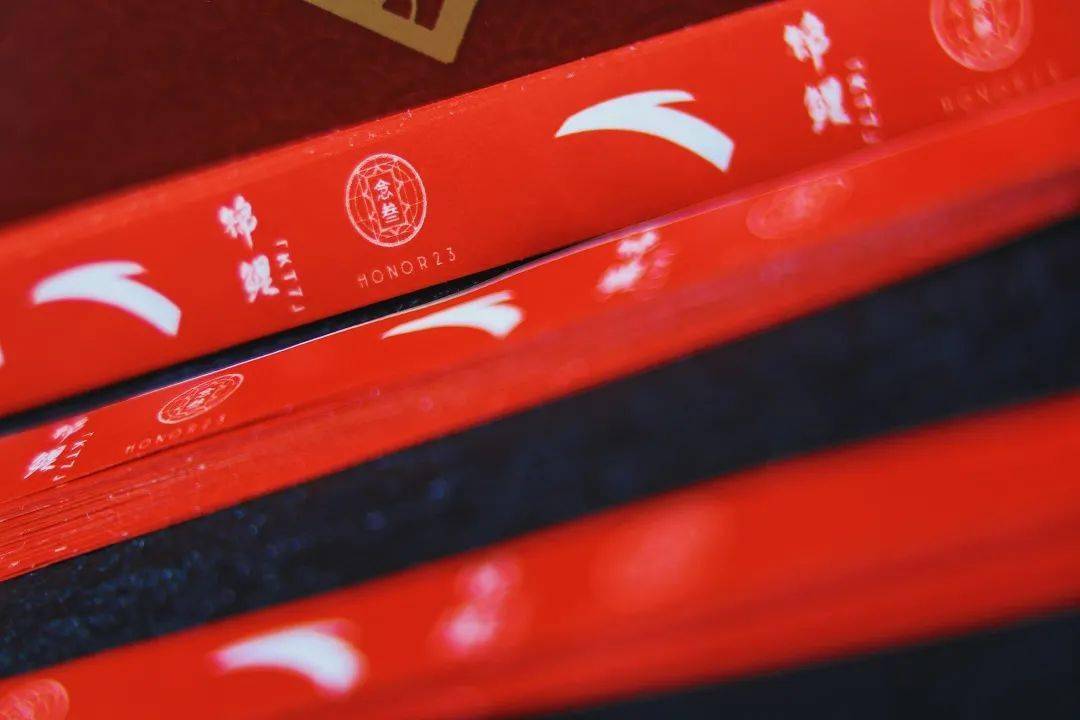 无论是极富记忆点的配色,还是背后的吉祥寓意,锦鲤配色在kt6上初次