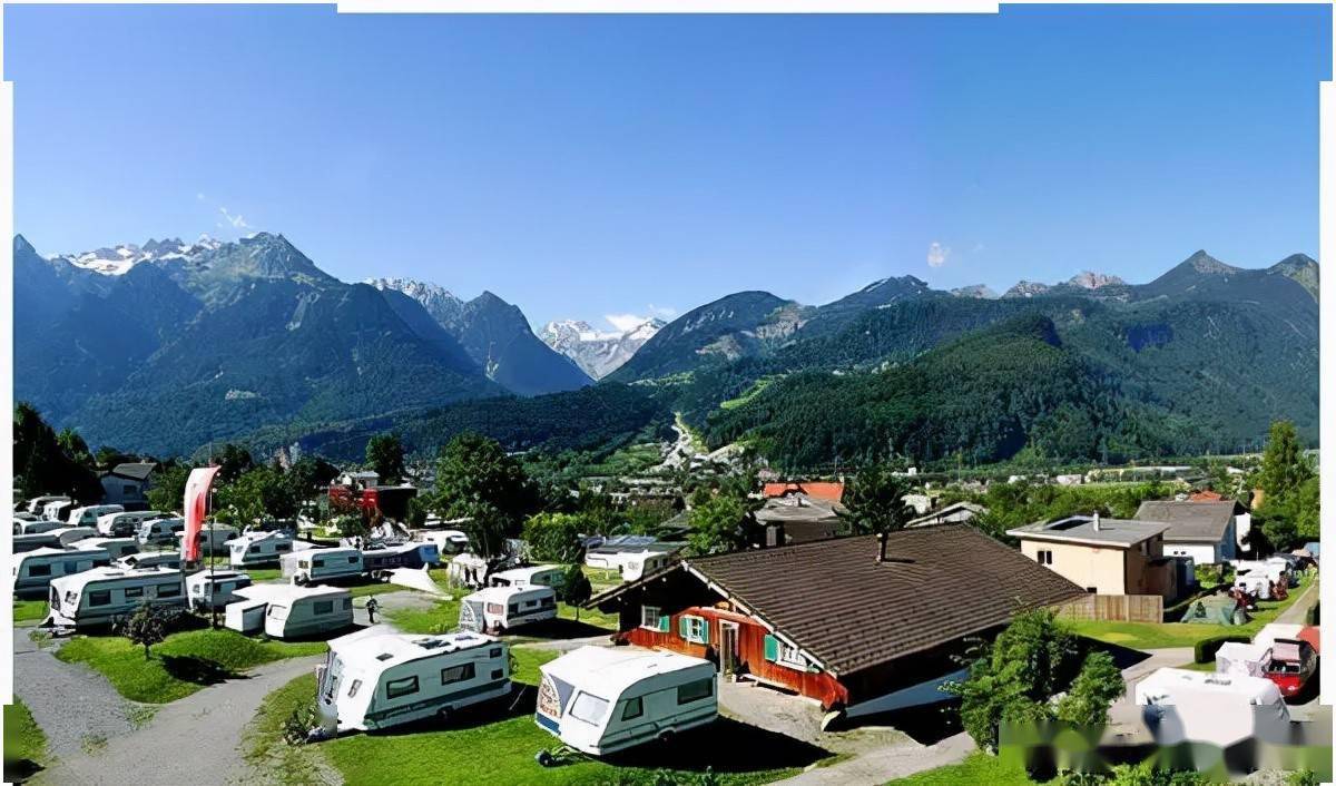 旅游风景区露营攻略 1e3acf57e88741c182ec35bc26f21ddc.jpeg