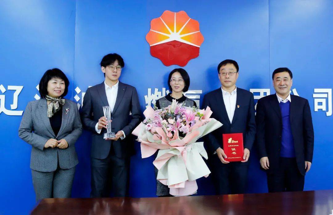 家庭家教家风兴隆台区关长军家庭荣获全国最美廉洁家庭称号