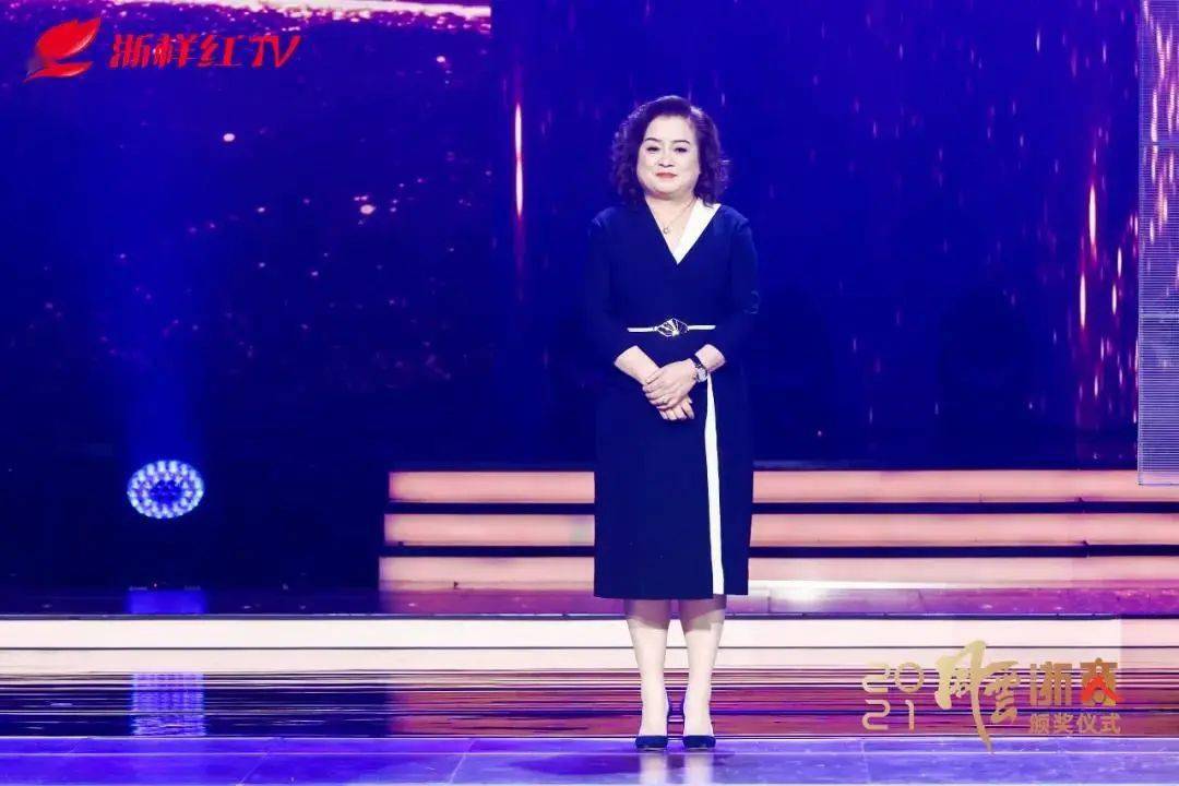 打造高质量儿童药基地祝贺范敏华校友荣获2021年度十大风云浙商