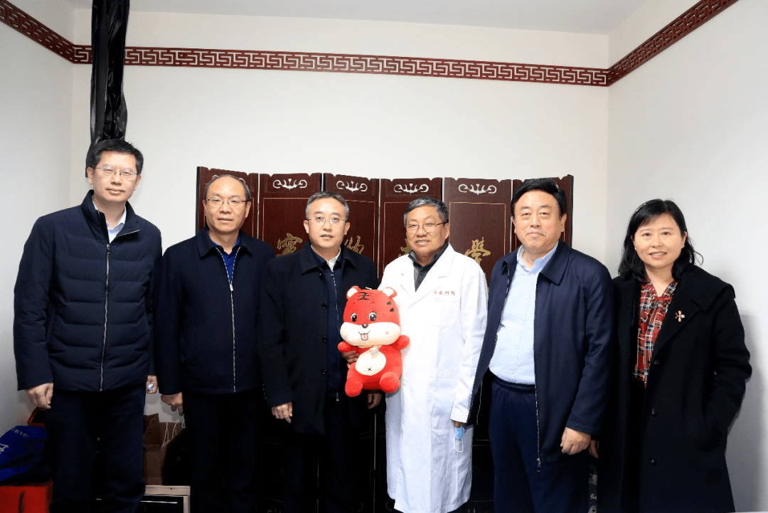 走访慰问离休老同志王桂华走访慰问离休老同志邵念方走访慰问离休老