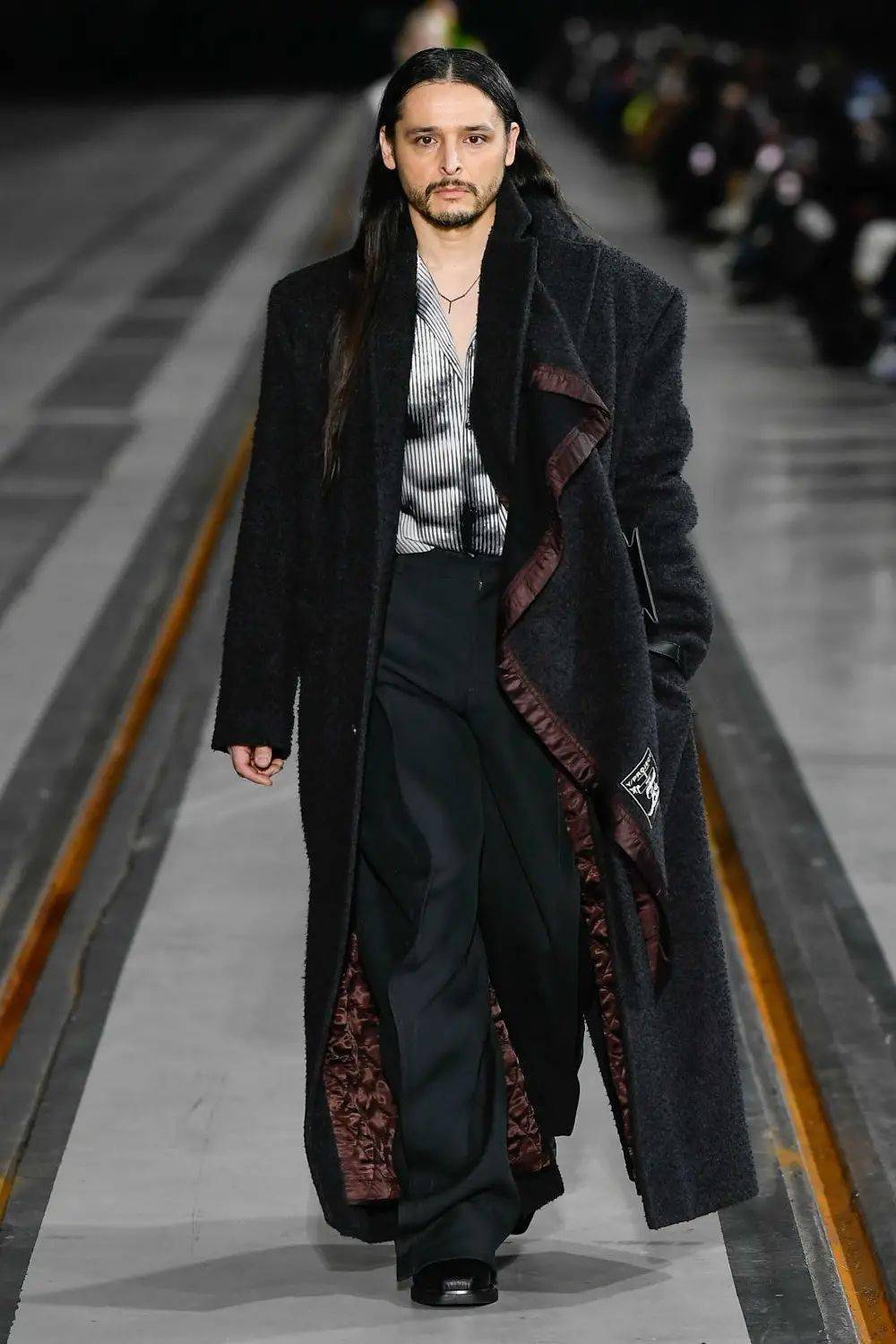 时尚衣服男装2022 4faa9c27ab3c4aab812143d04f775f81.jpeg