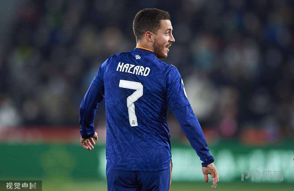 终于有了点7号的样子阿扎尔仅2场参与2球打进生涯199球