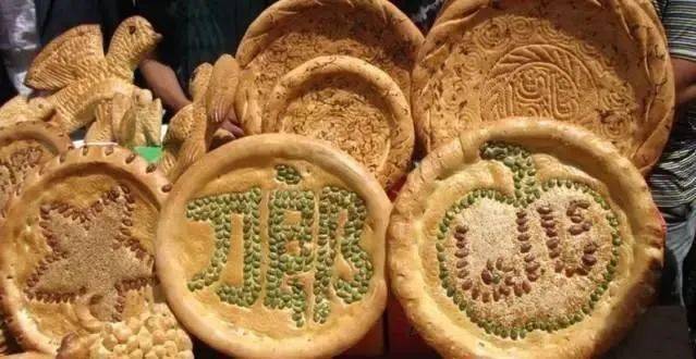 新疆麦盖提县--一个被沙漠环绕的新疆小县城,99%的人都没去过!