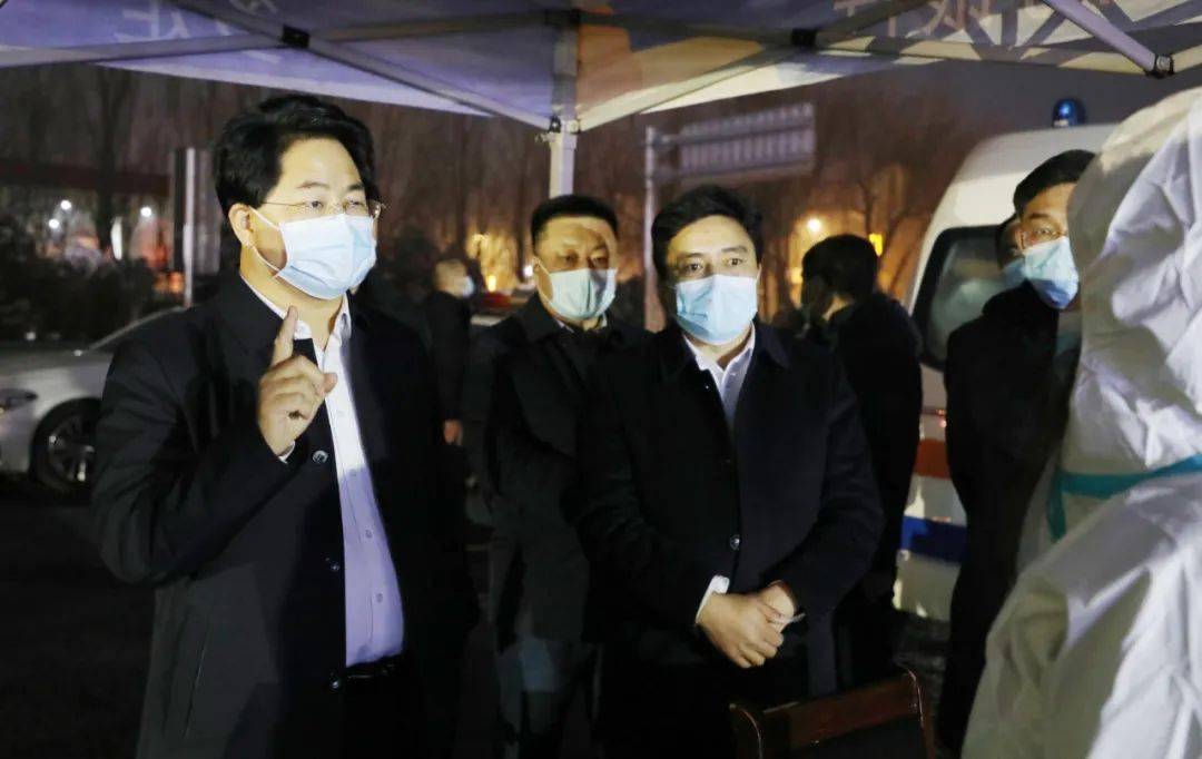 县委副书记县长黄会安调研常态化疫情防控食品安全消防