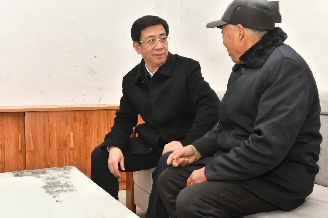 快过年了县委书记吴昊牵挂着这些人这些事