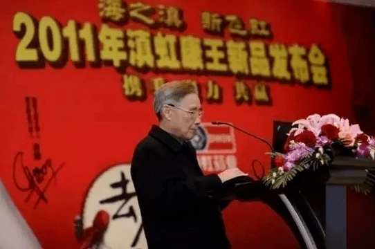 洗头“你的头发影响了你80%的颜值”：康王创始人87岁再出山，挑战5天不洗头！