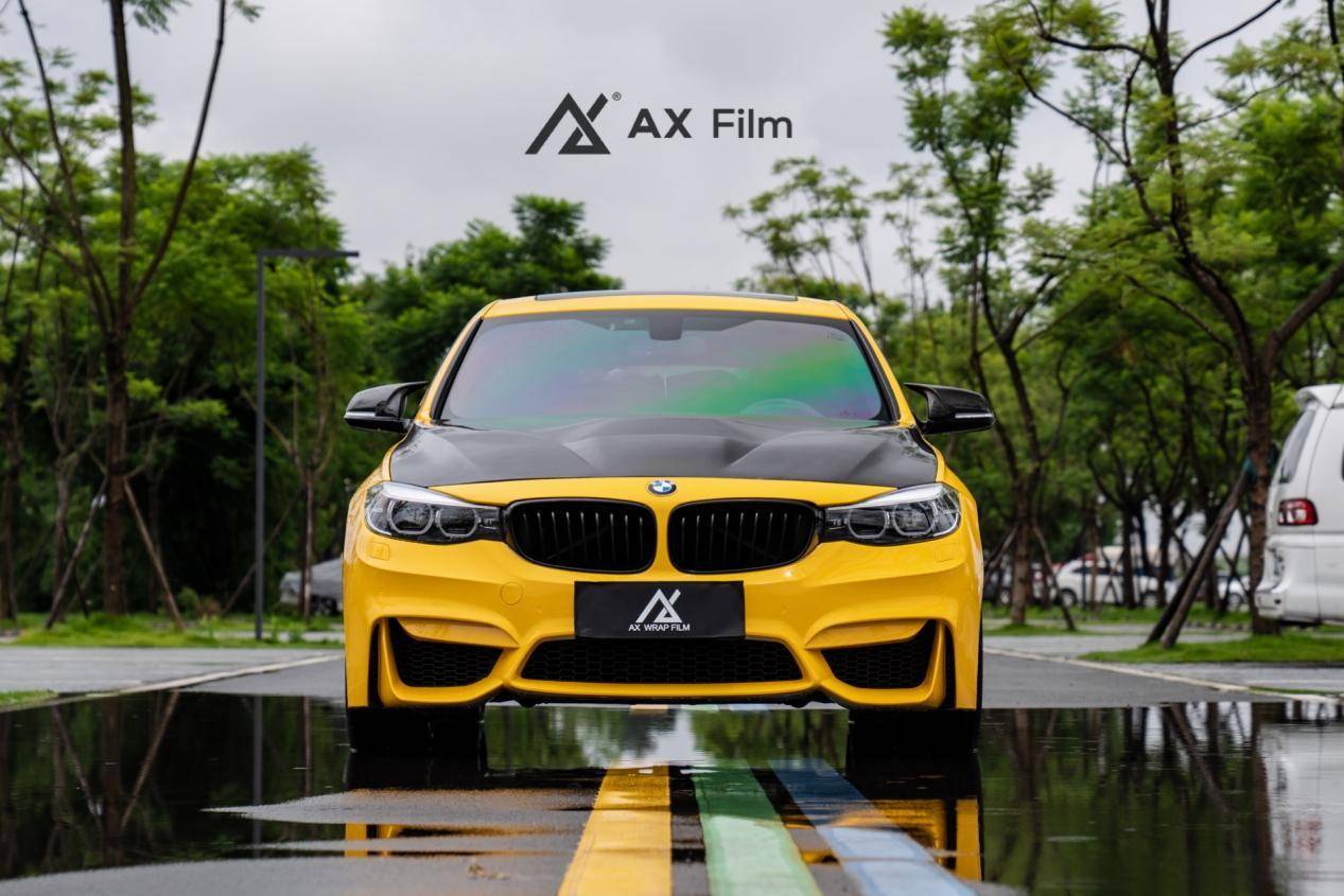 宝马3系适合贴的axfilm改色膜高亮撒哈拉黄vs高亮深黄