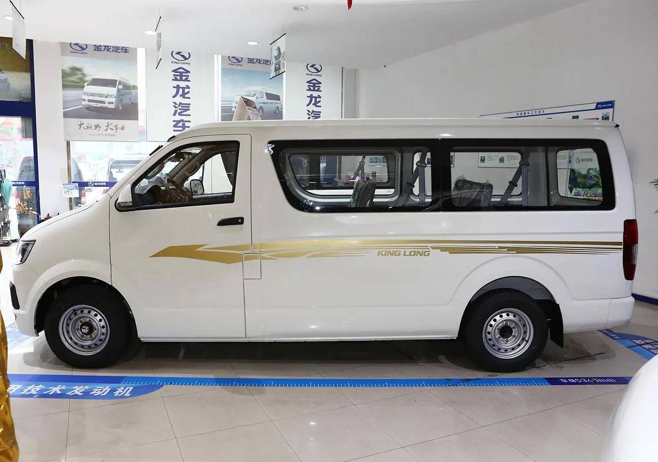 厦门金龙版"埃尔法"曝光,配2.0l/2.