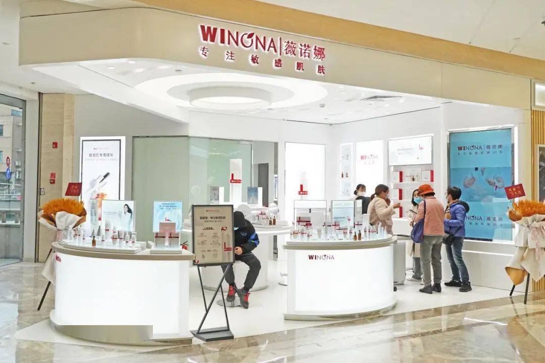 如何开好一家假发实体店 d28b71c008f84d668ecc2a8dffe74fa7.jpeg