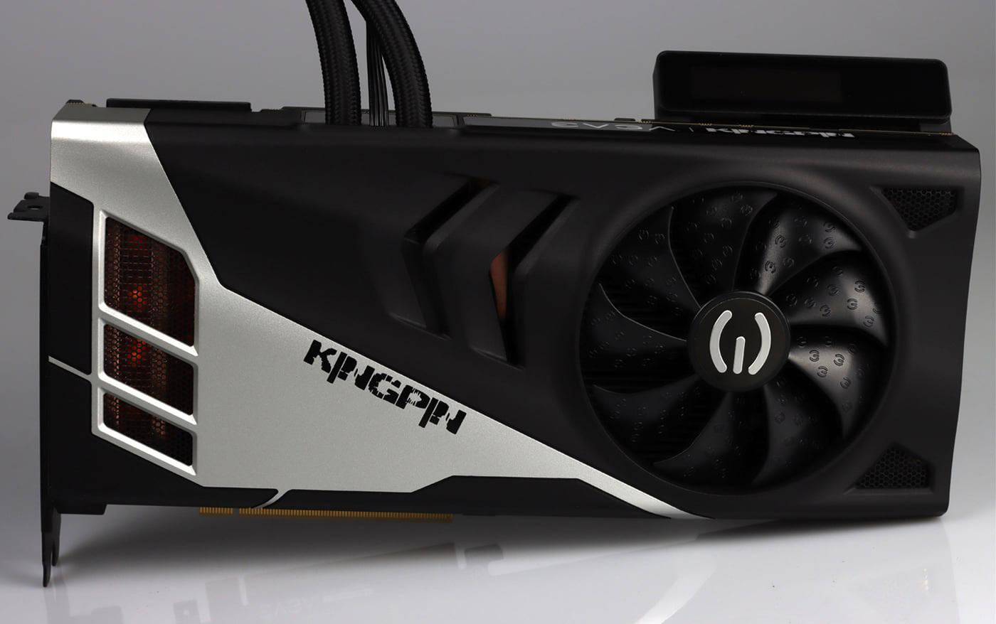 EVGA 卡皇 RTX 3090 Ti KINGPIN 曝光：水冷散热，搭载 LCD 屏