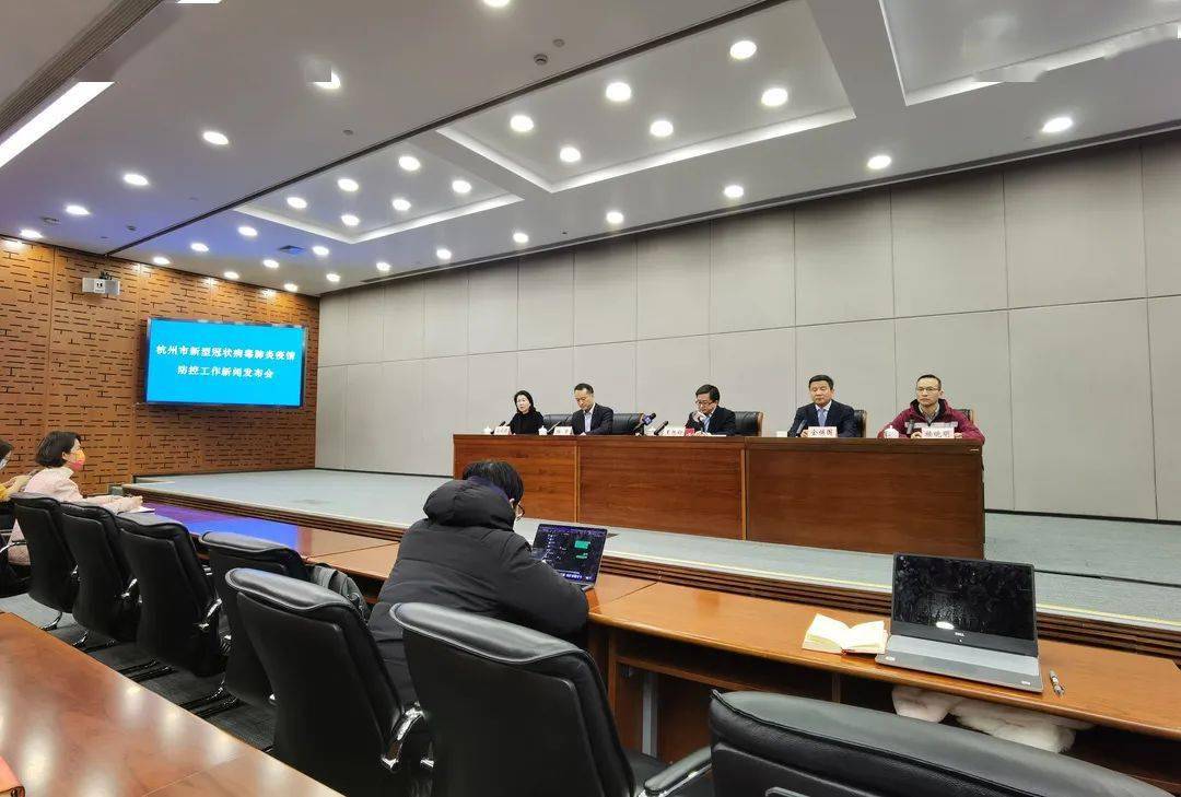 -...感染链已1传20+!吉林省要加快方舱医院建设