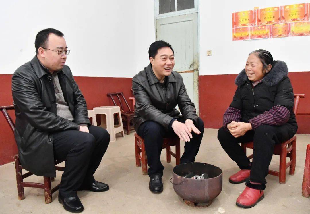 邱山东赴普迹镇走访慰问督查安全生产疫情防控工作并巡河