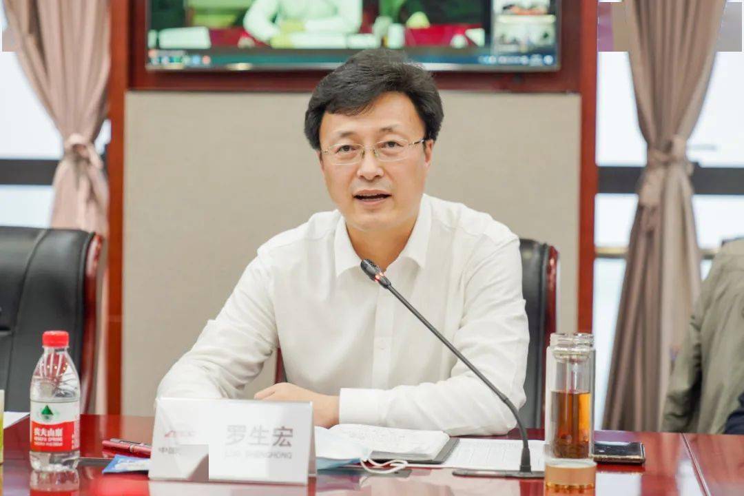 早谋划早动手抢占先机丨中国铁建大桥局召开2022年经营工作动员会