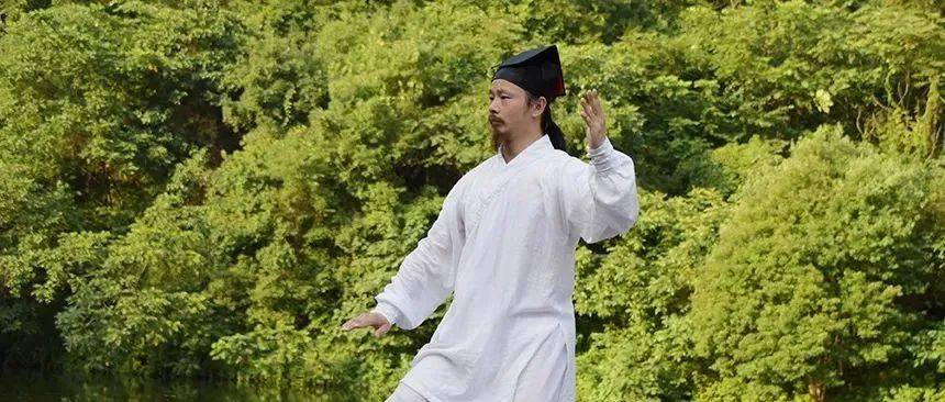 打太极,这样学……验证你是一般人还是聪明人_动作_自然_意念