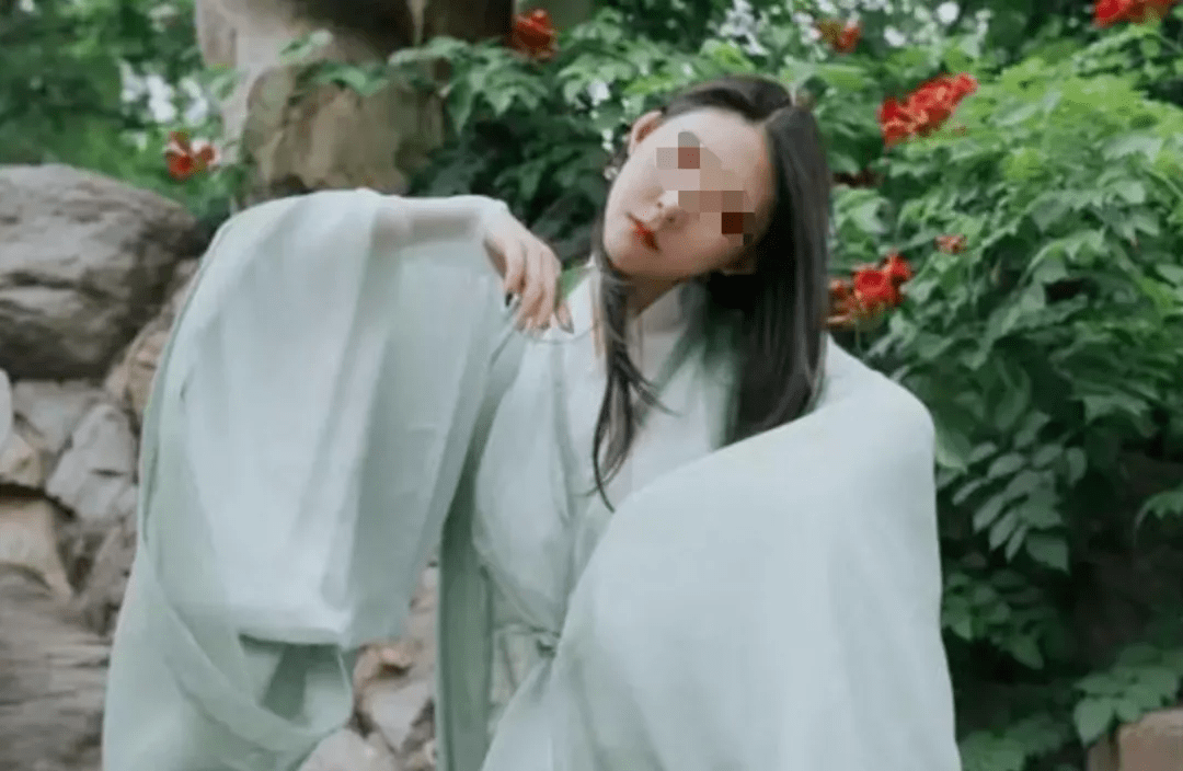 千金那个砸4300万进斯坦福的富二代妹子, 准备进军时尚圈了？！