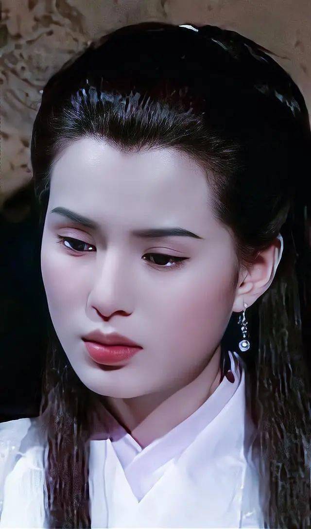 李若彤的小龙女让我生出一种感觉后来知道那种感觉叫惊艳