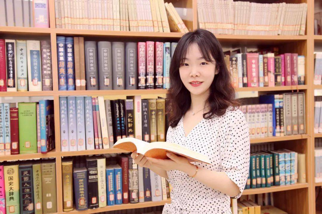 张雨晴二等奖:陈俊淑(地理)一等奖:张雨晴(语文),安冉(化学),刘美玲