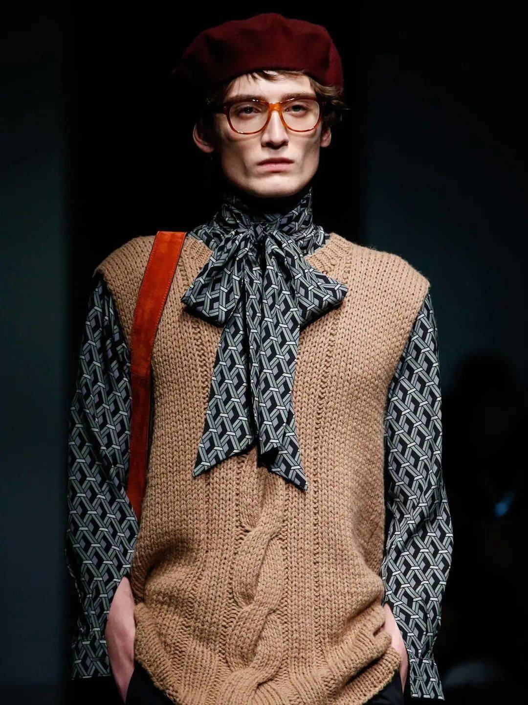 电影 不当导演,他一定是个服装设计师