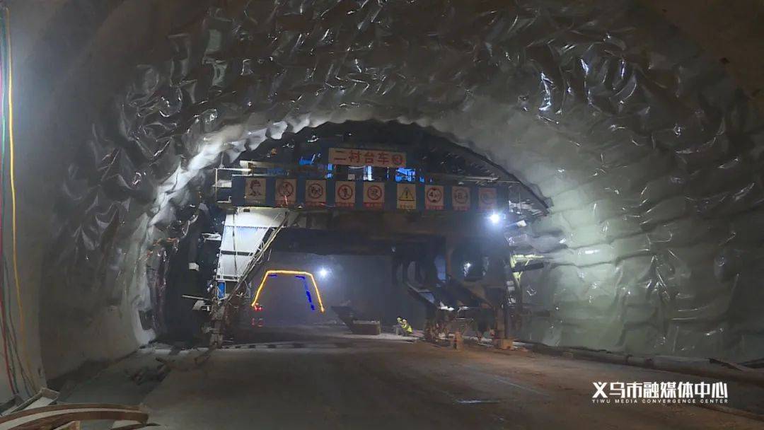 赤岸镇南杨村附近,经南杨,后金宅等村庄,终点与义永公路永康段相接