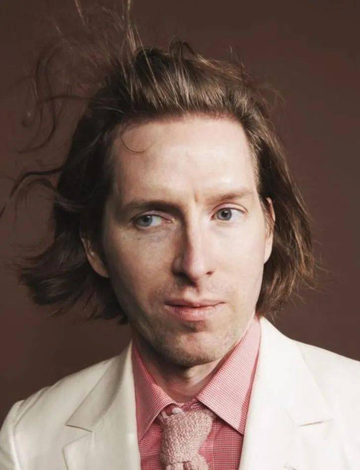 电影 不当导演,他一定是个服装设计师