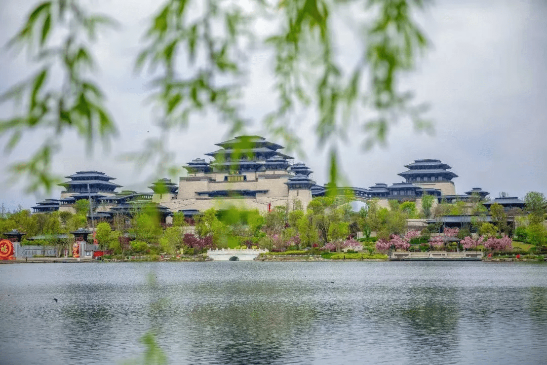 栈道|藏不住了！快来get汉中这些绝美汉服打卡地！