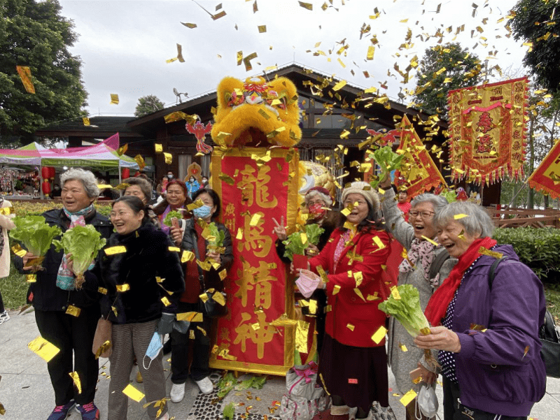 年味|终于天晴了，广州街坊畅玩海珠湖“嗨森新年市集”