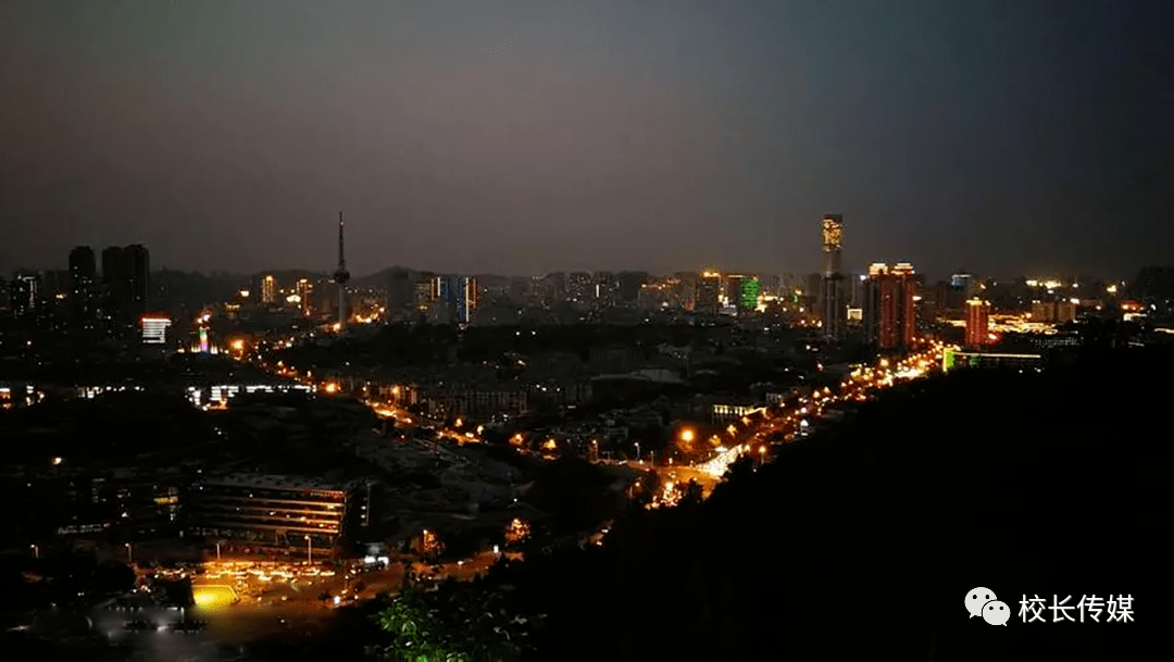 教育|刘静：夜登云龙山